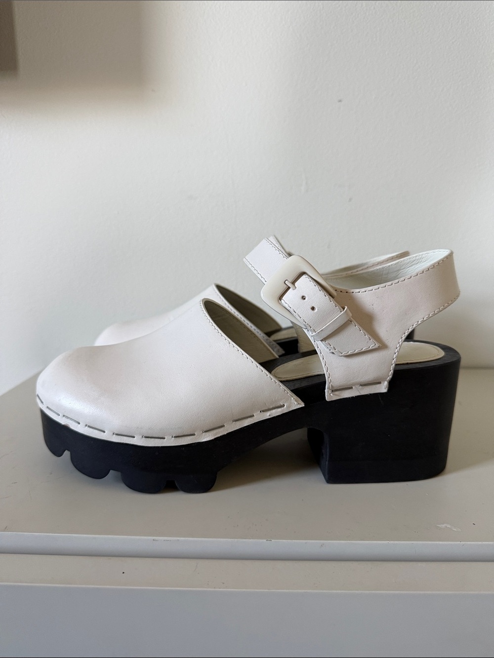 Tory Burch Runway Lug-sole Leather Clog Clogs. Cream Sz 9.5 - Picture 2 of 11
